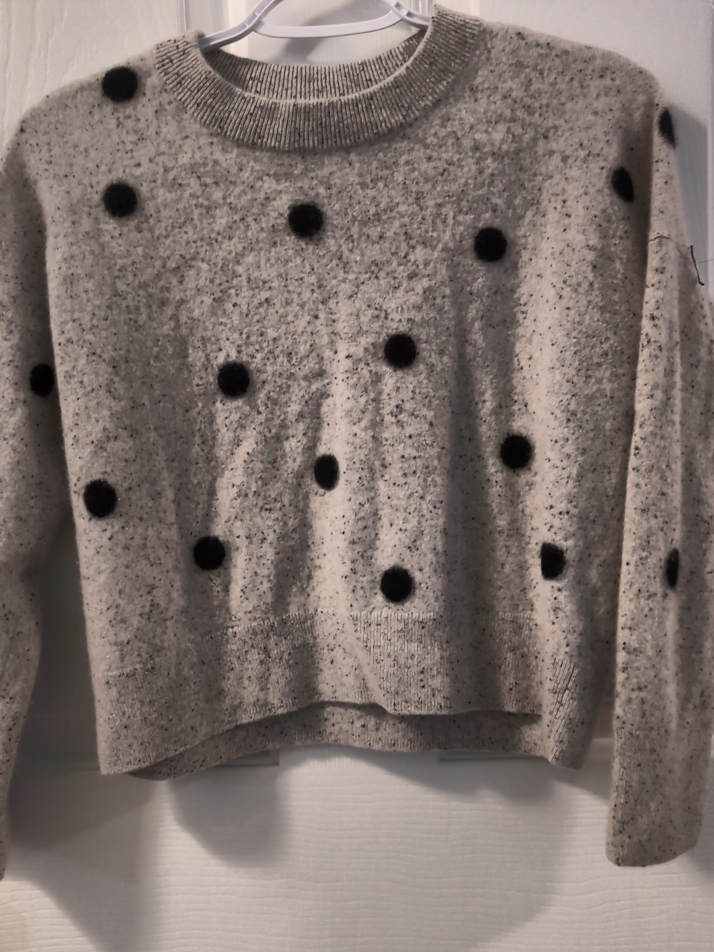 Madewell Cashmere Sweater in Light Gray with Black Dots